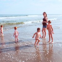 Jessica Pepper Peterson - Beach babies