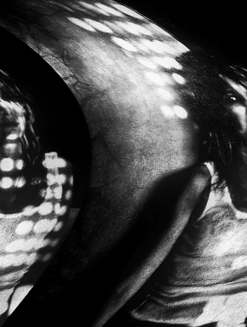 Samanta Krivec - Chased by the past