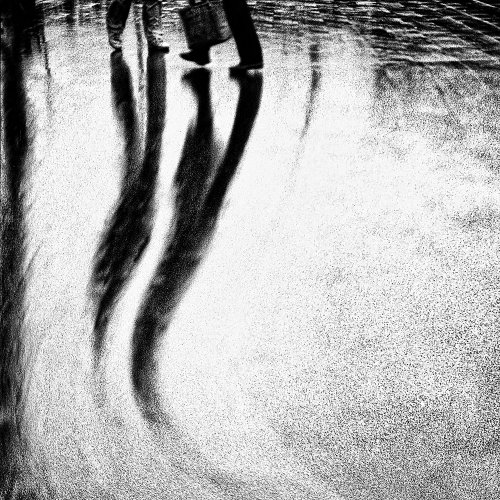 Roberto De Mitri - Two shadows. Two strokes of brushes
